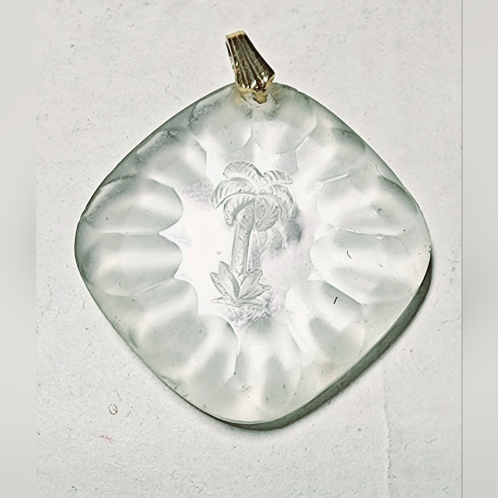 Caribbean palm tree in clear glass pendant for necklace #islandboy #palmtree